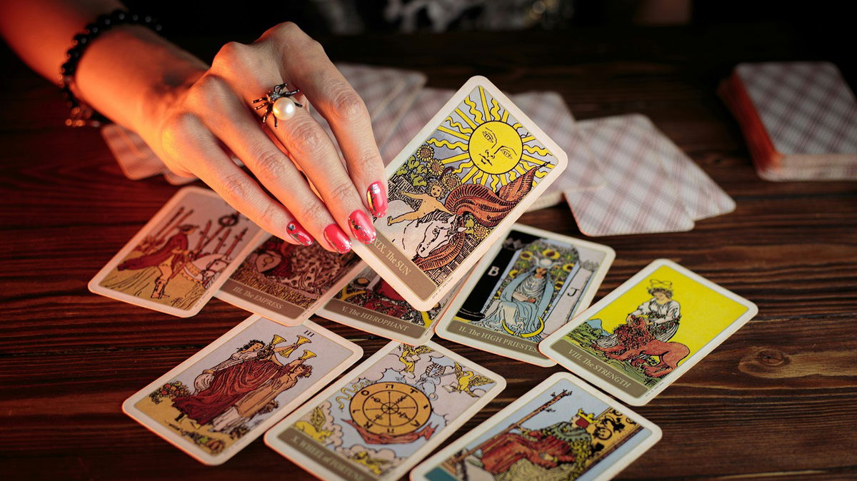 perguntas-fazer-ao-Tarot-sobre-amor.jpg